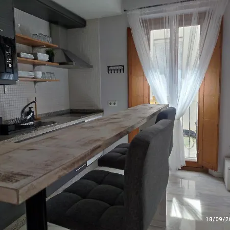 شقة Encanto. Centrico Triplex Cerca De La Corredera Y Casco Antiguo. *