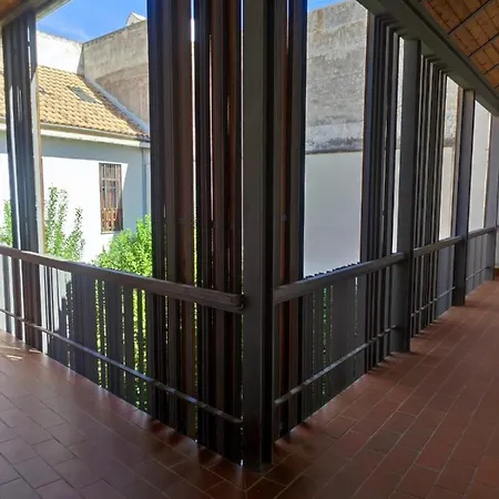 Apartamento Encanto. Céntrico Tríplex Cerca De La Corredera Y Casco Antiguo. Córdoba