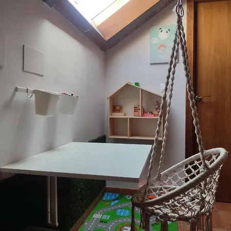 Encanto. Céntrico Tríplex Cerca De La Corredera Y Casco Antiguo. *