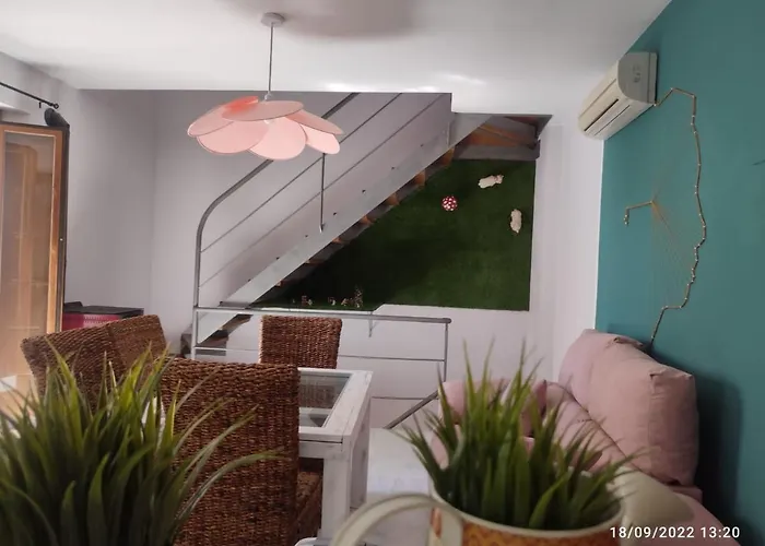 Encanto. Centrico Triplex Cerca De La Corredera Y Casco Antiguo. Apartament