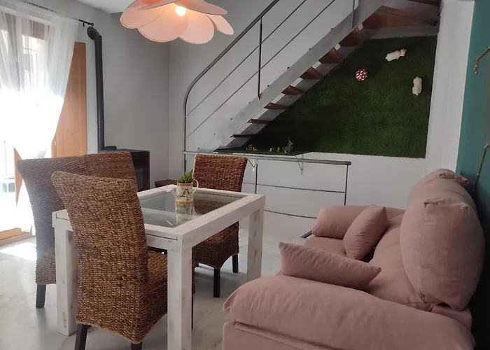 Encanto. Centrico Triplex Cerca De La Corredera Y Casco Antiguo. Apartament