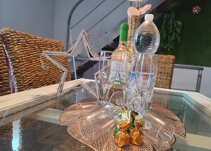 Encanto. Centrico Triplex Cerca De La Corredera Y Casco Antiguo. Kordoba