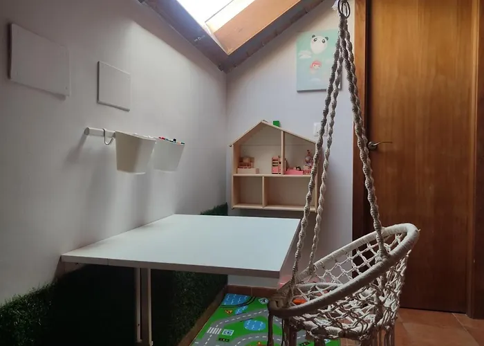 Encanto. Céntrico Tríplex Cerca De La Corredera Y Casco Antiguo. *