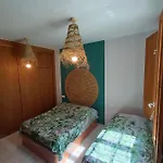 Encanto. Céntrico Tríplex Cerca De La Corredera Y Casco Antiguo. Apartamento